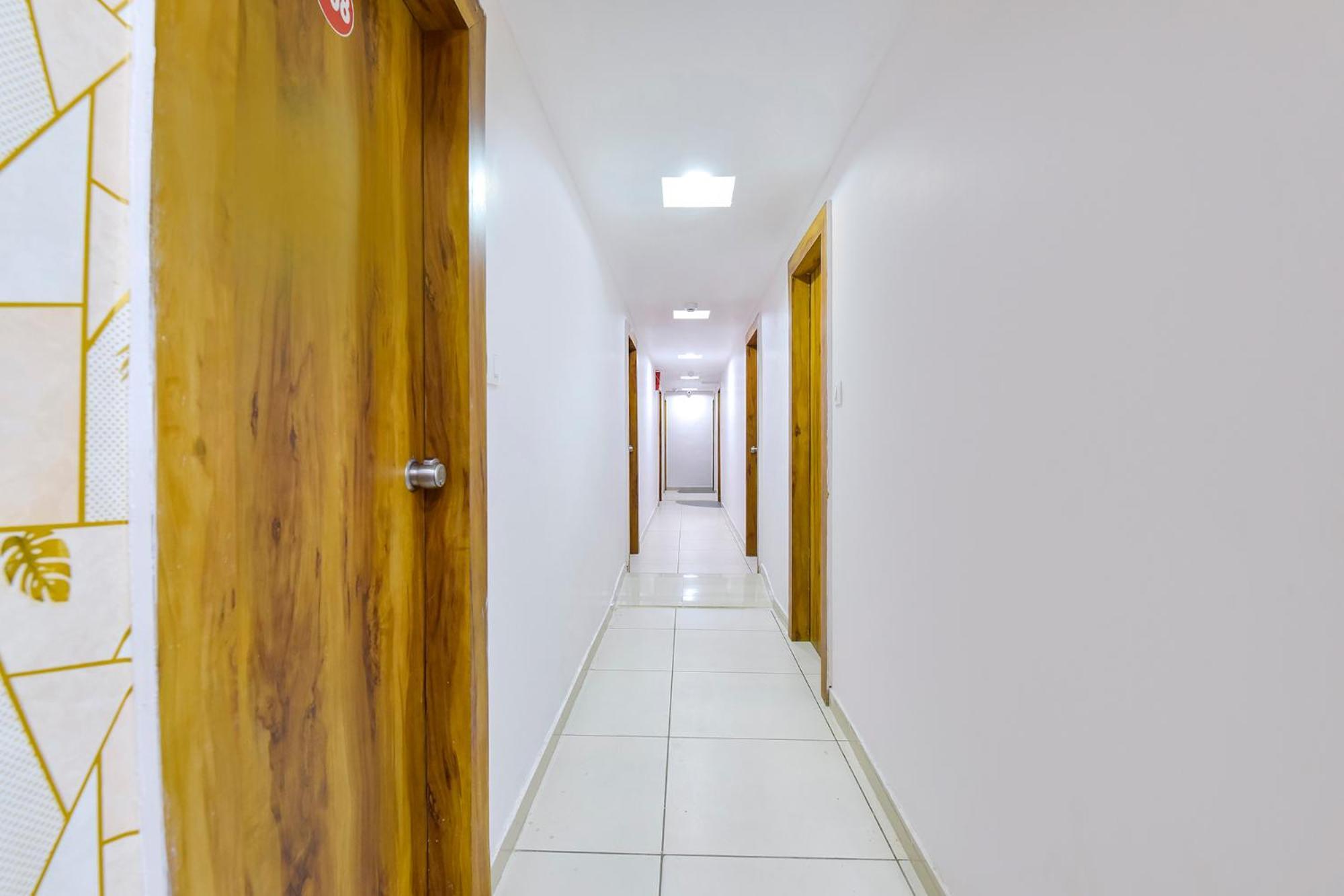 Fabhotel Star Ahmedabad Bagian luar foto